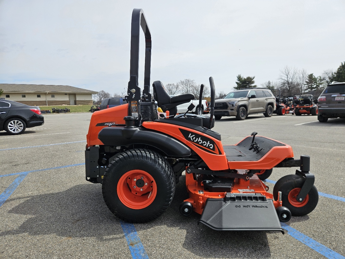 ZG327 – More Farm Stores